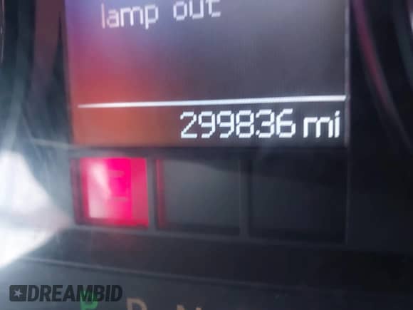 2010 Dodge 1500 Sport z VIN 1D7RV1CT6AS215298, wystawiony jako IAAI lot #41302229 z przebiegiem 299 836 mil mil oraz . Historia ofert i sprzedaży dostępna na DreamBid. Obrazek 15.