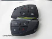 ✅ 2026 Chevrolet Equinox FWD LT • VIN: 3GNAXHEG9TL104053 • Лот: 43163733. Опубликован ранее на IAAI с пробегом 3 548 миль. Бесплатный доступ к архиву аукционных продаж из США и подробный отчёт об истории автомобиля на DreamBid. Изображение 11.