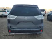 ✅ 2017 Toyota Sienna SE • VIN: 5TDXZ3DCXHS872530 • Lot: 87249605. Wystawiony na Copart z przebiegiem 181 188 mil. Bezpłatny archiwum sprzedaży aukcyjnych z USA i szczegółowy raport historii pojazdu na DreamBid. Zdjęcie 6.