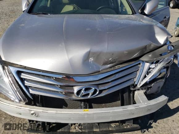 2012 Hyundai Azera with VIN KMHFH4JG7CA124394, listed as a Copart auction lot 81489605 with 61,823 mi miles and Salvage title. Bid and sale history available at DreamBid. Image 11.