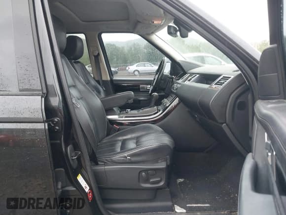 ✅ 2010 Land Rover Range Rover Sport HSE Lux • VIN: SALSK2D49AA222276 • Lot: 42301910. Listed on IAAI with 175,395 mi. Free auction sales archive from the USA and detailed vehicle history report at DreamBid. Image 5.