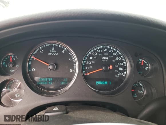 ✅ 2013 Chevrolet Silverado 2500HD LTZ • VIN: 1GC1KYCG4DF120814 • Lot: 82825784. Listed on Copart with 125,488 mi. Free auction sales archive from the USA and detailed vehicle history report at DreamBid. Image 9.