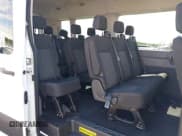 ✅ 2020 Ford Transit Passenger XL • VIN: 1FBAX2C86LKA43378 • Lot: 43313936. Wystawiony na IAAI z przebiegiem 61 100 mil. Bezpłatny archiwum sprzedaży aukcyjnych z USA i szczegółowy raport historii pojazdu na DreamBid. Zdjęcie 8.