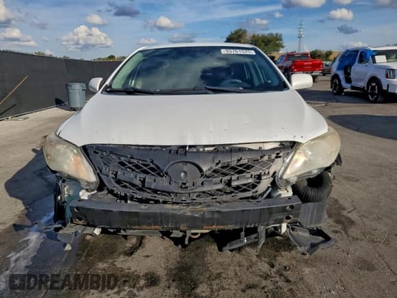 ✅ 2011 Toyota Corolla S • VIN: 2T1BU4EE8BC596721 • Lot: 93761525. Wystawiony na Copart z przebiegiem 114 033 mil. Bezpłatny archiwum sprzedaży aukcyjnych z USA i szczegółowy raport historii pojazdu na DreamBid. Zdjęcie 5.