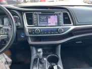 ✅ 2014 Toyota Highlander Limited • VIN: 5TDDCRFH5ES006584 • Лот: 41808224. Опубликован ранее на IAAI с пробегом 206 163 миль. Бесплатный доступ к архиву аукционных продаж из США и подробный отчёт об истории автомобиля на DreamBid. Изображение 6.