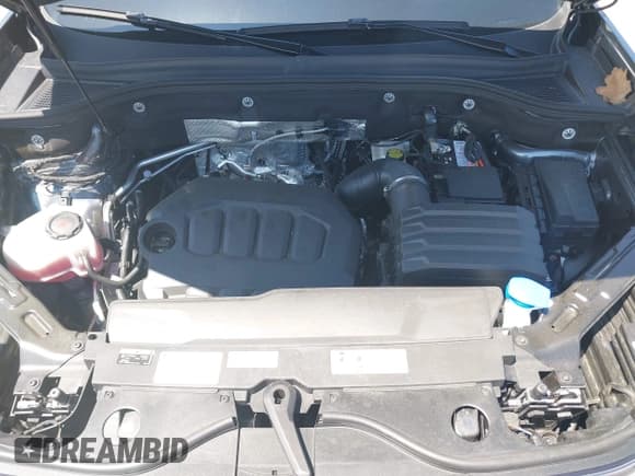 ✅ 2024 Volkswagen Atlas SE • VIN: 1V2HE2CA7RC249877 • Lot: 42614219. Wystawiony na IAAI z przebiegiem 7 108 mil. Bezpłatny archiwum sprzedaży aukcyjnych z USA i szczegółowy raport historii pojazdu na DreamBid. Zdjęcie 10.