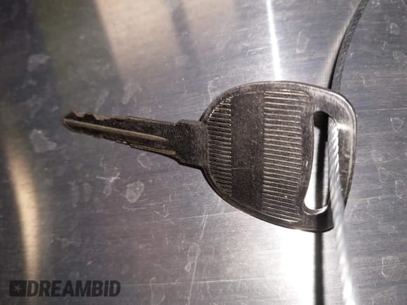 ✅ 2006 Saturn VUE • VIN: 5GZCZ63416S835184 • Lot: 43379872. Listed on IAAI with 161,877 mi. Free auction sales archive from the USA and detailed vehicle history report at DreamBid. Image 11.