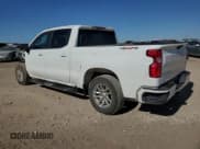 ✅ 2021 Chevrolet Silverado 1500 RST • VIN: 1GCUYEED8MZ240448 • Lot: 76653954. Wystawiony na Copart z przebiegiem 82 930 mil. Bezpłatny archiwum sprzedaży aukcyjnych z USA i szczegółowy raport historii pojazdu na DreamBid. Zdjęcie 2.