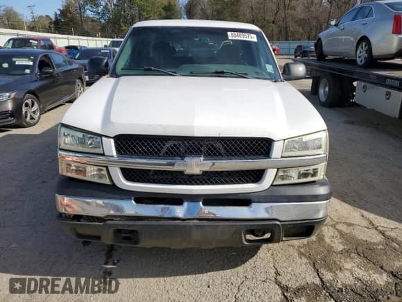 ✅ 2003 Chevrolet Silverado 1500 • VIN: 2GCEC19T331319899 • Лот: 88489575. Опубликован ранее на Copart с пробегом 325 120 миль. Бесплатный доступ к архиву аукционных продаж из США и подробный отчёт об истории автомобиля на DreamBid. Изображение 5.