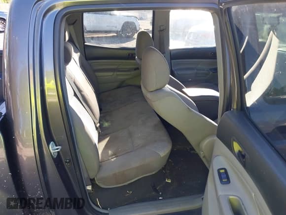 ✅ 2012 Toyota Tacoma • VIN: 5TFJX4CN6CX018769 • Lot: 43595967. Listed on IAAI with 138,295 mi. Free auction sales archive from the USA and detailed vehicle history report at DreamBid. Image 8.