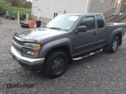 ✅ 2008 Chevrolet Colorado 2LT • VIN: 1GCDT49E688213966 • Lot: 43567948. Wystawiony na IAAI z przebiegiem 88 289 mil. Bezpłatny archiwum sprzedaży aukcyjnych z USA i szczegółowy raport historii pojazdu na DreamBid. Zdjęcie 2.