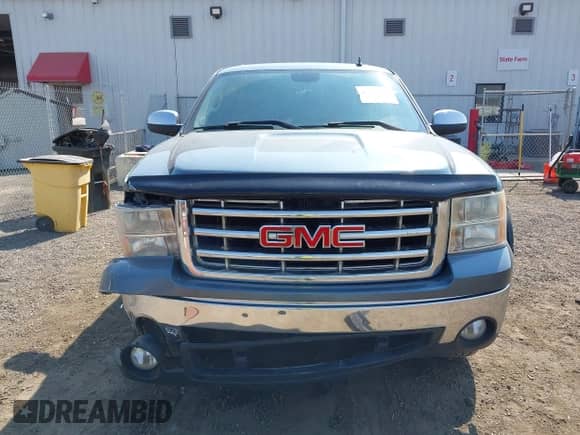2007 GMC Sierra 1500 SLE1 with VIN 2GTEK13M571539815, listed as a IAAI auction lot 43098243 with Not provided miles and . Bid and sale history available at DreamBid. Image 13.