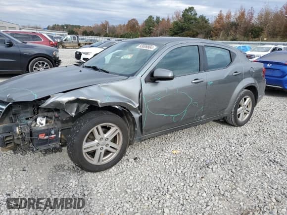 ✅ 2012 Dodge Avenger SXT • VIN: 1C3CDZCB3CN195297 • Лот: 83099864. Опубликован ранее на Copart с пробегом 180 638 миль. Бесплатный доступ к архиву аукционных продаж из США и подробный отчёт об истории автомобиля на DreamBid. Изображение 1.