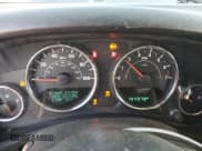 ✅ 2017 Jeep Wrangler Unlimited Sahara • VIN: 1C4BJWEG0HL726238 • Lot: 91415035. Wystawiony na Copart z przebiegiem 104 978 mil. Bezpłatny archiwum sprzedaży aukcyjnych z USA i szczegółowy raport historii pojazdu na DreamBid. Zdjęcie 9.