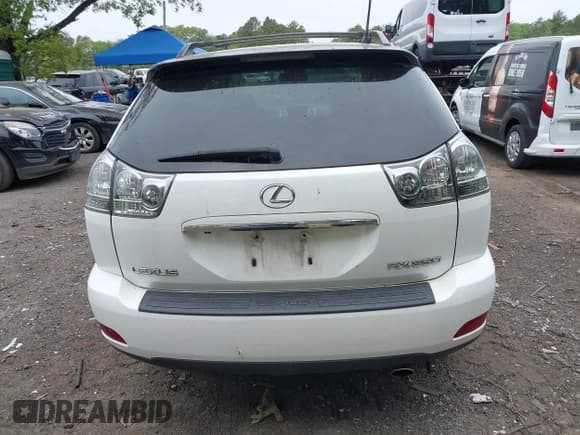 ✅ 2009 Lexus RX 350 • VIN: 2T2HK31UX9C105997 • Lot: 42231714. Listed on IAAI with 141,532 mi. Free auction sales archive from the USA and detailed vehicle history report at DreamBid. Image 16.