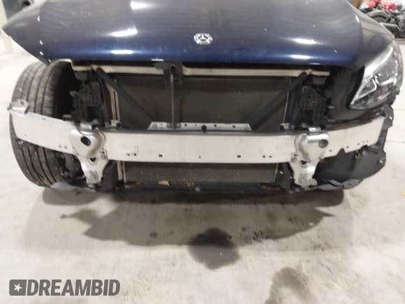 ✅ 2019 Mercedes-Benz GLC 300 • VIN: WDC0G4KB8KF655874 • Lot: 43664255. Wystawiony na IAAI z przebiegiem 56 011 mil. Bezpłatny archiwum sprzedaży aukcyjnych z USA i szczegółowy raport historii pojazdu na DreamBid. Zdjęcie 19.