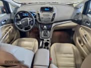 ✅ 2017 Ford C-Max SE • VIN: 1FADP5AUXHL106466 • Lot: 95915855. Wystawiony na Copart z przebiegiem 56 660 mil. Bezpłatny archiwum sprzedaży aukcyjnych z USA i szczegółowy raport historii pojazdu na DreamBid. Zdjęcie 8.