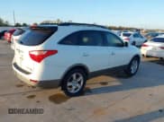 ✅ 2010 Hyundai Veracruz GLS • VIN: KM8NU4CC3AU105869 • Lot: 43700828. Listed on IAAI with 220,780 mi. Free auction sales archive from the USA and detailed vehicle history report at DreamBid. Image 4.