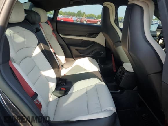 ✅ 2023 Porsche Taycan GTS • VIN: WP0AD2Y15PSA47317 • Лот: 69189394. Опубликован ранее на Copart с пробегом 36 246 миль. Бесплатный доступ к архиву аукционных продаж из США и подробный отчёт об истории автомобиля на DreamBid. Изображение 10.