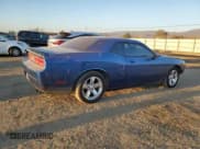 ✅ 2009 Dodge Challenger R/T • VIN: 2B3LJ54T69H621135 • Lot: 42821975. Wystawiony na Copart z przebiegiem 100 427 mil. Bezpłatny archiwum sprzedaży aukcyjnych z USA i szczegółowy raport historii pojazdu na DreamBid. Zdjęcie 3.