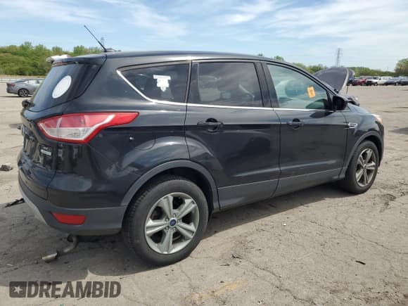 ✅ 2014 Ford Escape SE • VIN: 1FMCU0GX9EUD57239 • Lot: 56559905. Wystawiony na Copart z przebiegiem 88 145 mil. Bezpłatny archiwum sprzedaży aukcyjnych z USA i szczegółowy raport historii pojazdu na DreamBid. Zdjęcie 3.