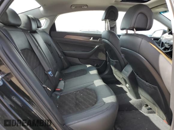 ✅ 2017 Hyundai Sonata Sport • VIN: 5NPE34AF5HH579637 • Lot: 41843333. Listed on Copart with 133,483 mi. Free auction sales archive from the USA and detailed vehicle history report at DreamBid. Image 10.