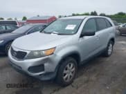 ✅ 2011 Kia Sorento LX • VIN: 5XYKT3A19BG145995 • Lot: 42357706. Wystawiony na IAAI z przebiegiem 194 502 mil. Bezpłatny archiwum sprzedaży aukcyjnych z USA i szczegółowy raport historii pojazdu na DreamBid. Zdjęcie 2.