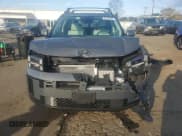 ✅ 2025 Hyundai Santa Fe Calligraphy • VIN: 5NMP5DGL1SH099079 • Лот: 85328805. Опубликован ранее на Copart с пробегом 12 264 миль. Бесплатный доступ к архиву аукционных продаж из США и подробный отчёт об истории автомобиля на DreamBid. Изображение 5.