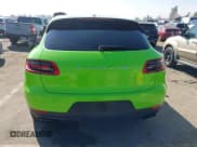 ✅ 2017 Porsche Macan • VIN: WP1AA2A55HLB00806 • Lot: 43566514. Wystawiony na IAAI z przebiegiem 122 043 mil. Bezpłatny archiwum sprzedaży aukcyjnych z USA i szczegółowy raport historii pojazdu na DreamBid. Zdjęcie 17.