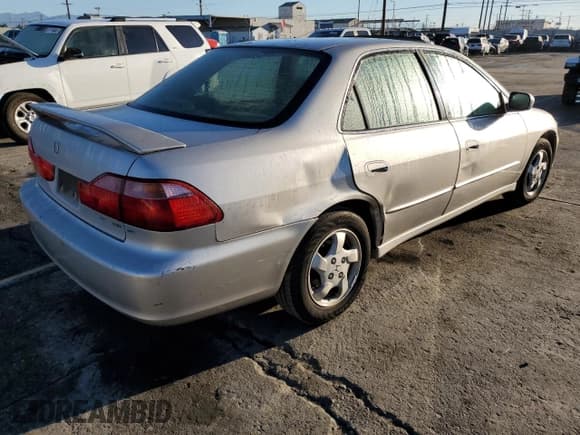 ✅ 1999 Honda Accord EX • VIN: JHMCG6679XC013935 • Лот: 87305185. Опубликован ранее на Copart с пробегом 148 937 миль. Бесплатный доступ к архиву аукционных продаж из США и подробный отчёт об истории автомобиля на DreamBid. Изображение 3.