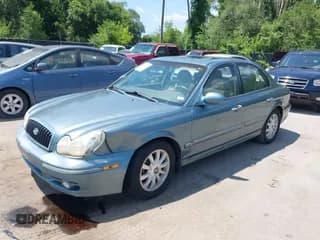 ✅ 2004 Hyundai Sonata GLS • VIN: KMHWF35H34A003480 • Lot: 42746366. Listed on IAAI with 216,202 mi. Free auction sales archive from the USA and detailed vehicle history report at DreamBid. Image 2.