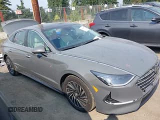 ✅ 2023 Hyundai Sonata Limited • VIN: KMHL54JJ4PA054575 • Лот: 43131435. Опубликован ранее на IAAI с пробегом 19 863 миль. Бесплатный доступ к архиву аукционных продаж из США и подробный отчёт об истории автомобиля на DreamBid. Изображение 1.