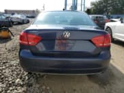 ✅ 2013 Volkswagen Passat S • VIN: 1VWAP7A34DC047387 • Lot: 82010855. Wystawiony na Copart z przebiegiem 147 272 mil. Bezpłatny archiwum sprzedaży aukcyjnych z USA i szczegółowy raport historii pojazdu na DreamBid. Zdjęcie 6.