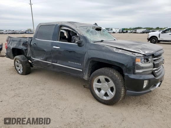 ✅ 2018 Chevrolet Silverado 1500 LTZ • VIN: 3GCUKSEJ6JG419542 • Lot: 56842495. Wystawiony na Copart z przebiegiem 67 864 mil. Bezpłatny archiwum sprzedaży aukcyjnych z USA i szczegółowy raport historii pojazdu na DreamBid. Zdjęcie 4.