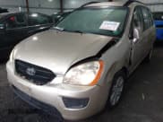 ✅ 2008 Kia Rondo LX • VIN: KNAFG526587142140 • Lot: 42443498. Wystawiony na IAAI z przebiegiem 145 832 mil. Bezpłatny archiwum sprzedaży aukcyjnych z USA i szczegółowy raport historii pojazdu na DreamBid. Zdjęcie 6.