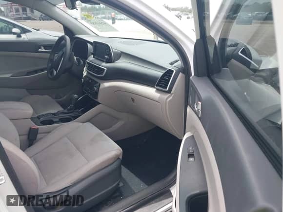 2020 Hyundai Tucson SEL с VIN KM8J33AL0LU193801, выставлен на аукционе IAAI как лот 42415553 с пробегом 116 665 миль миль и . История ставок и продаж доступна на DreamBid. Изображение 5.