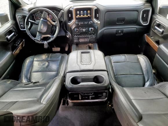 ✅ 2020 Chevrolet Silverado 2500HD High Country • VIN: 1GC4YREY3LF103878 • Лот: 81100165. Опубликован ранее на Copart с пробегом 378 595 миль. Бесплатный доступ к архиву аукционных продаж из США и подробный отчёт об истории автомобиля на DreamBid. Изображение 8.