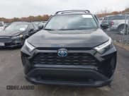 ✅ 2024 Toyota RAV4 Hybrid XLE • VIN: 4T3RWRFV6RU123064 • Lot: 43616599. Wystawiony na IAAI z przebiegiem 23 540 mil. Bezpłatny archiwum sprzedaży aukcyjnych z USA i szczegółowy raport historii pojazdu na DreamBid. Zdjęcie 12.