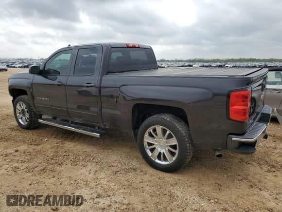 ✅ 2015 Chevrolet Silverado 1500 LT • VIN: 1GCRCREC5FZ383556 • Лот: 89916045. Опубликован ранее на Copart с пробегом 165 425 миль. Бесплатный доступ к архиву аукционных продаж из США и подробный отчёт об истории автомобиля на DreamBid. Изображение 2.
