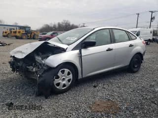 ✅ 2012 Ford Focus S • VIN: 1FAHP3E29CL386226 • Lot: 50582445. Wystawiony na Copart z przebiegiem 105 704 mil. Bezpłatny archiwum sprzedaży aukcyjnych z USA i szczegółowy raport historii pojazdu na DreamBid. Zdjęcie 1.