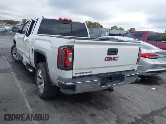 ✅ 2017 GMC Sierra 1500 SLT • VIN: 3GTU2NEC6HG289632 • Lot: 43549006. Wystawiony na IAAI z przebiegiem 68 081 mil. Bezpłatny archiwum sprzedaży aukcyjnych z USA i szczegółowy raport historii pojazdu na DreamBid. Zdjęcie 3.