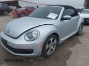 ✅ 2013 Volkswagen Beetle 2.5L • VIN: 3VW5X7AT0DM821473 • Lot: 41103124. Listed on IAAI with 112,953 mi. Free auction sales archive from the USA and detailed vehicle history report at DreamBid. Image 17.