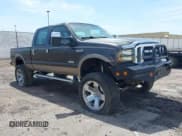 ✅ 2005 Ford F-250 XL • VIN: 1FTSW21P75EC79181 • Lot: 42098923. Listed on IAAI with 198,999 mi. Free auction sales archive from the USA and detailed vehicle history report at DreamBid. Image 1.