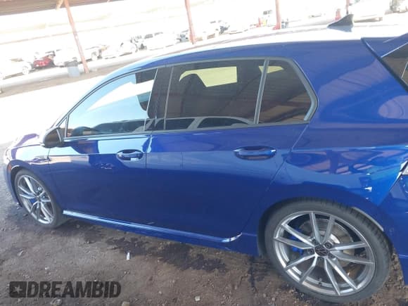 ✅ 2024 Volkswagen Golf R • VIN: WVWFB7CD0RW218607 • Lot: 41666719. Listed on IAAI with 5,037 mi. Free auction sales archive from the USA and detailed vehicle history report at DreamBid. Image 14.