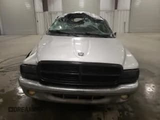 ✅ 2004 Dodge Dakota SLT • VIN: 1D7HL48N84S649109 • Lot: 78261604. Wystawiony na Copart z przebiegiem 133 812 mil. Bezpłatny archiwum sprzedaży aukcyjnych z USA i szczegółowy raport historii pojazdu na DreamBid. Zdjęcie 5.