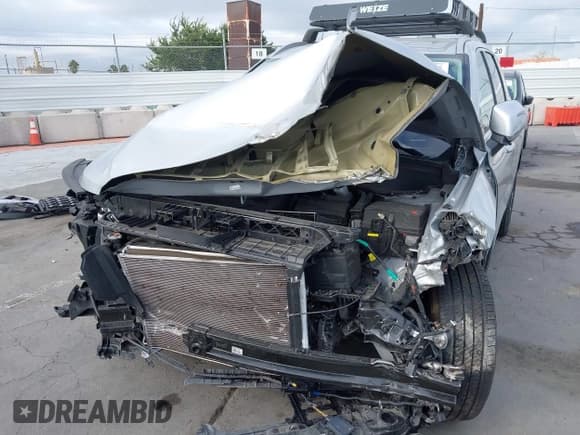✅ 2023 Hyundai Palisade SEL • VIN: KM8R2DGE0PU621697 • Lot: 43428785. Listed on IAAI with 21,558 mi. Free auction sales archive from the USA and detailed vehicle history report at DreamBid. Image 6.