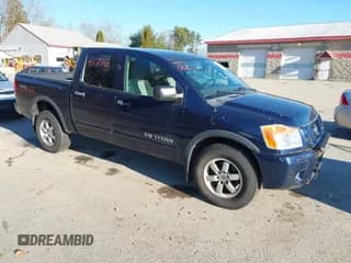 ✅ 2012 Nissan Titan SV • VIN: 1N6AA0ECXCN315672 • Lot: 43770165. Wystawiony na IAAI z przebiegiem 108 281 mil. Bezpłatny archiwum sprzedaży aukcyjnych z USA i szczegółowy raport historii pojazdu na DreamBid. Zdjęcie 1.