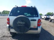 ✅ 2004 Jeep Liberty Limited • VIN: 1J4GK58K04W111222 • Lot: 42114815. Listed on IAAI with 124,546 mi. Free auction sales archive from the USA and detailed vehicle history report at DreamBid. Image 16.