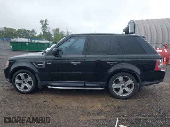 ✅ 2010 Land Rover Range Rover Sport HSE Lux • VIN: SALSK2D49AA222276 • Lot: 42301910. Listed on IAAI with 175,395 mi. Free auction sales archive from the USA and detailed vehicle history report at DreamBid. Image 14.