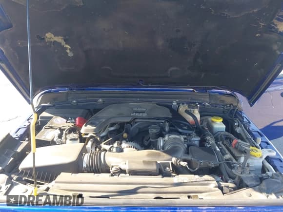 ✅ 2018 Jeep Wrangler Unlimited Rubicon • VIN: 1C4HJXFG0JW265626 • Lot: 43552072. Wystawiony na IAAI z przebiegiem 45 621 mil. Bezpłatny archiwum sprzedaży aukcyjnych z USA i szczegółowy raport historii pojazdu na DreamBid. Zdjęcie 10.